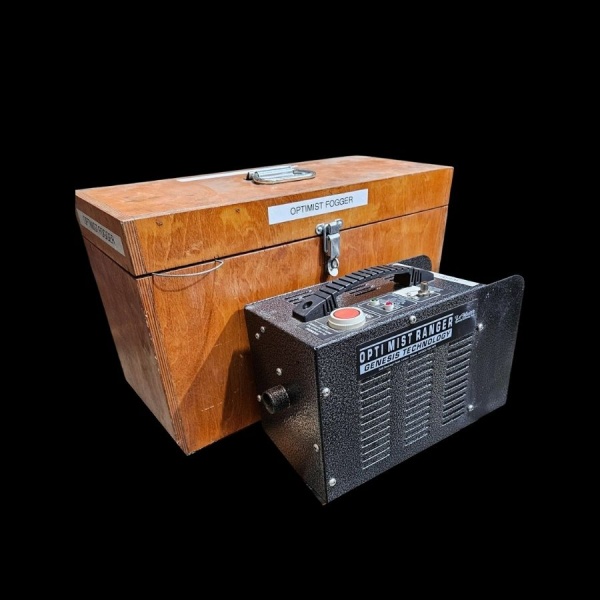 Le Maitre Opti Mist Ranger Fogger with Wooden Case For Sale